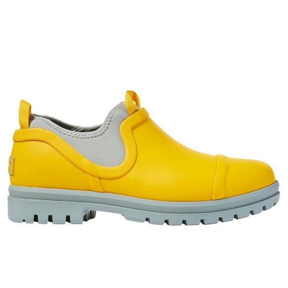 L.L. Bean Shoes - LL Bean L.L. Bean Women's Rugged Wellie Shoes Slip-On size 7 Bright Yellow Gray